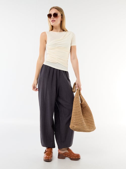 T-shirt asimmetrica con drappeggio sulla spalla - Kiabi