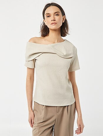 T-shirt asimmetrica in tessuto crêpe