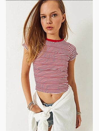 T-shirt basic a coste a righe lucci