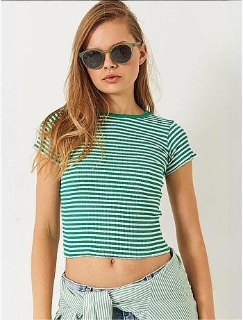 T-shirt basic a coste a righe lucci