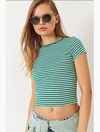 T-shirt basic a coste a righe lucci