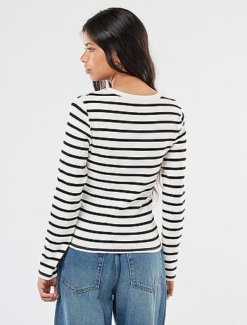 T-shirt basic a costine con collo alla tunisina