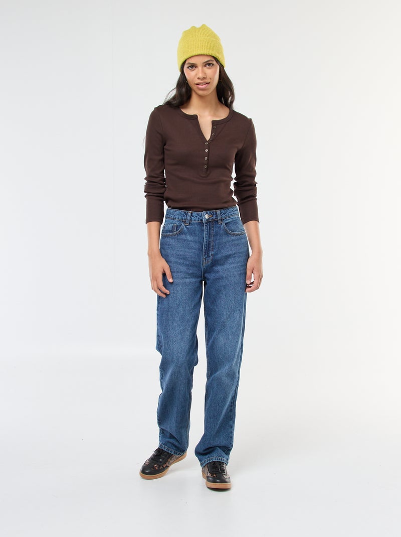 T-shirt basic a costine con collo alla tunisina Marrone - Kiabi