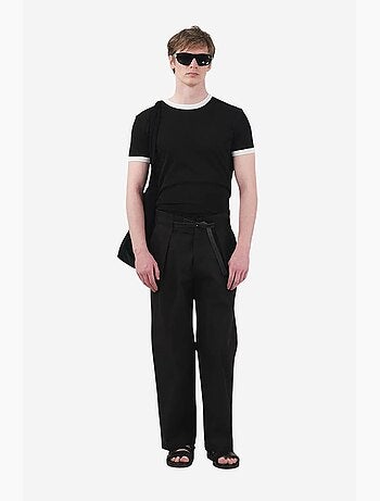 T-shirt basic a girocollo con bordatura a contrasto giesto