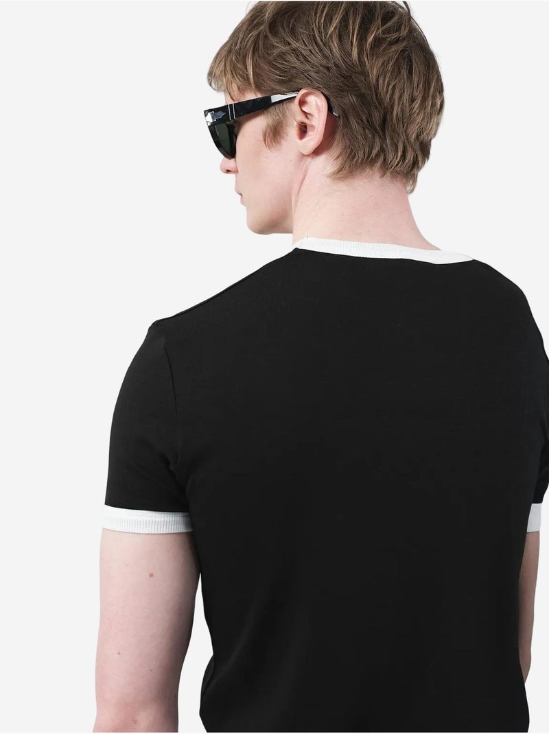 T-shirt basic a girocollo con bordatura a contrasto giesto Nero - Kiabi