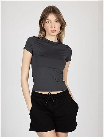 T-shirt basic a girocollo