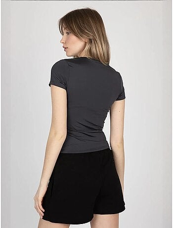 T-shirt basic a girocollo