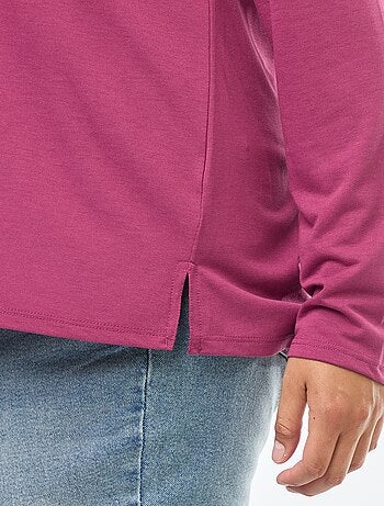 T-shirt basic con scollo a V e maniche a 3/4