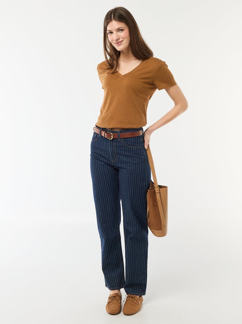 T-shirt basic a maniche corte con scollo a V Marrone - Kiabi