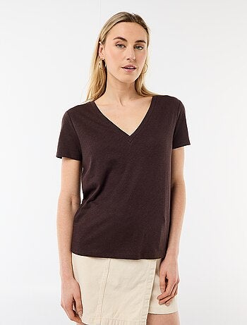 T-shirt basic a maniche corte con scollo a V