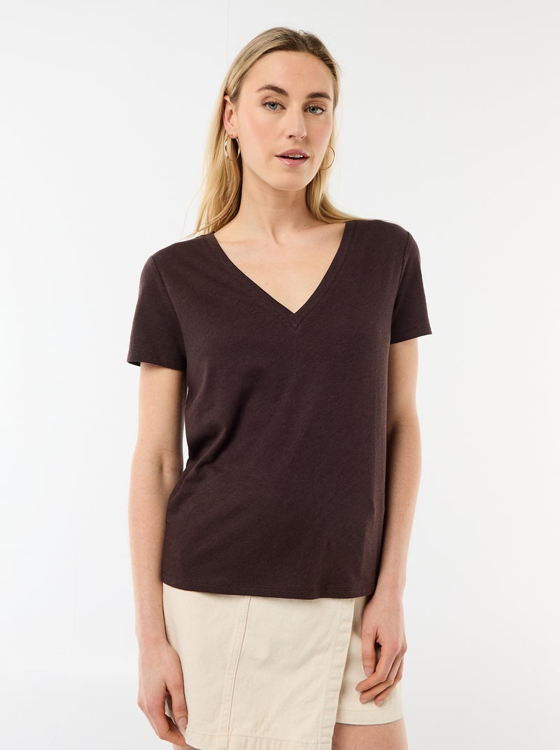 T-shirt basic a maniche corte con scollo a V Marrone - Kiabi