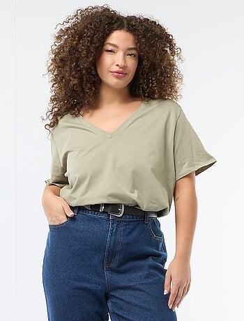 T-shirt basic a maniche corte e scollo a V