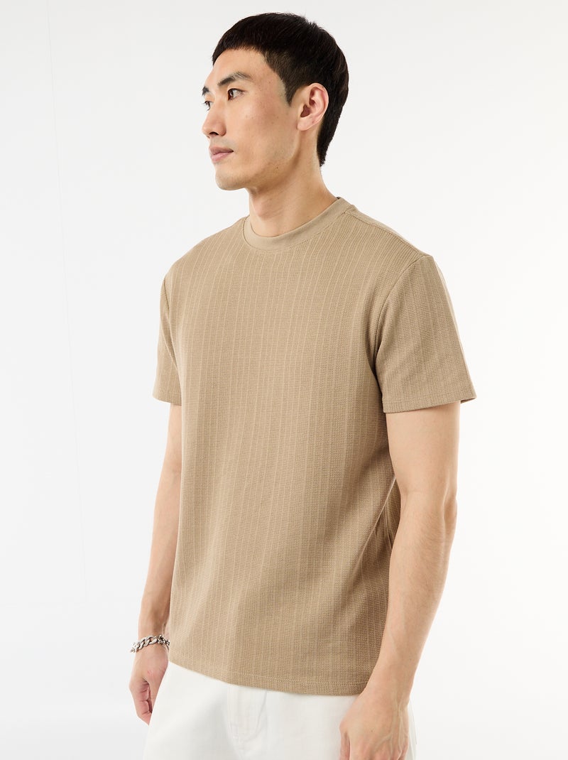 T-shirt basic a maniche corte in maglia operata Beige - Kiabi