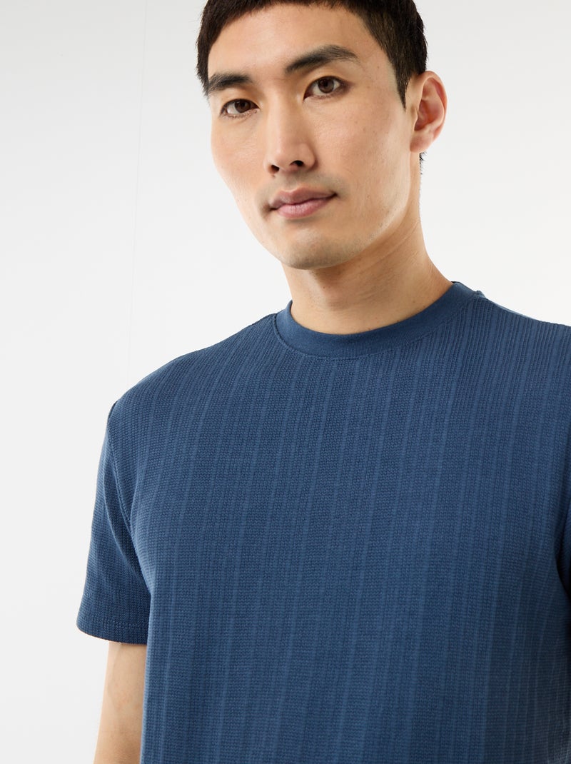 T-shirt basic a maniche corte in maglia operata Blu - Kiabi
