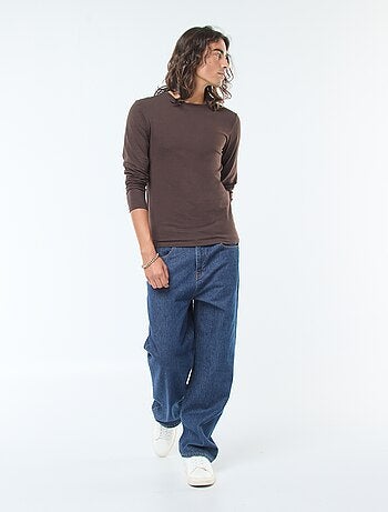 T-shirt basic a maniche lunghe e girocollo