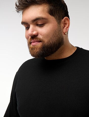 T-shirt basic a maniche lunghe e girocollo