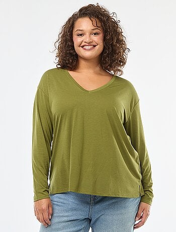 T-shirt basic con scollo a V e maniche a 3/4