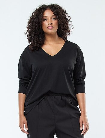T-shirt basic con scollo a V e maniche a 3/4