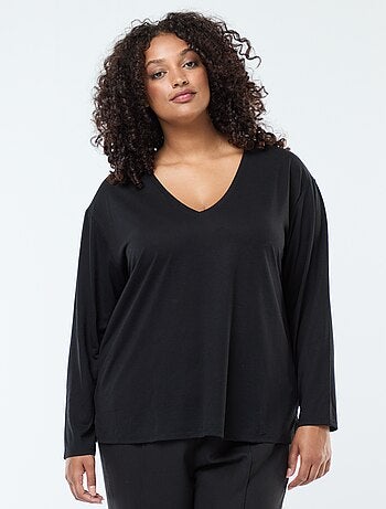 T-shirt basic con scollo a V e maniche a 3/4