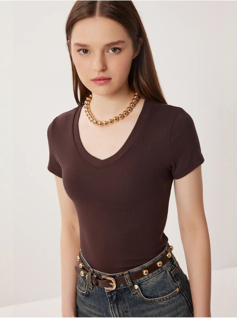 T-shirt basic con scollo a v slim fit istanbul Marrone cioccolato - Kiabi