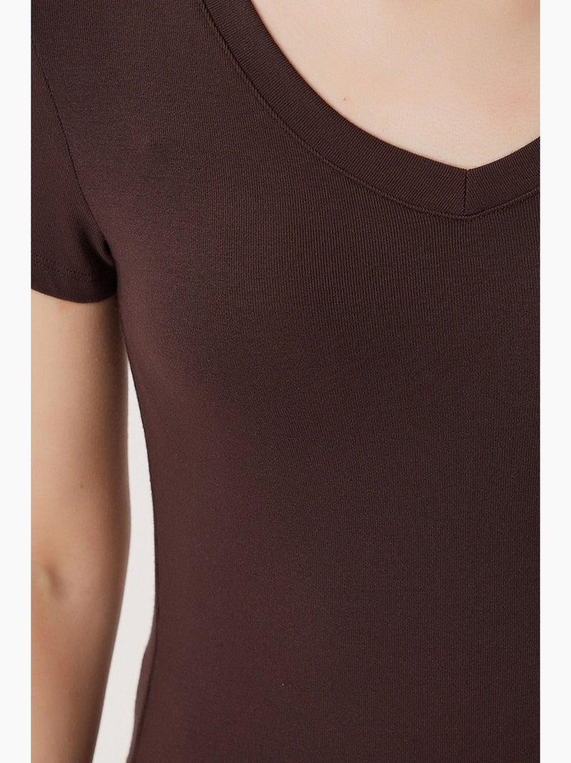 T-shirt basic con scollo a v slim fit istanbul Marrone cioccolato - Kiabi