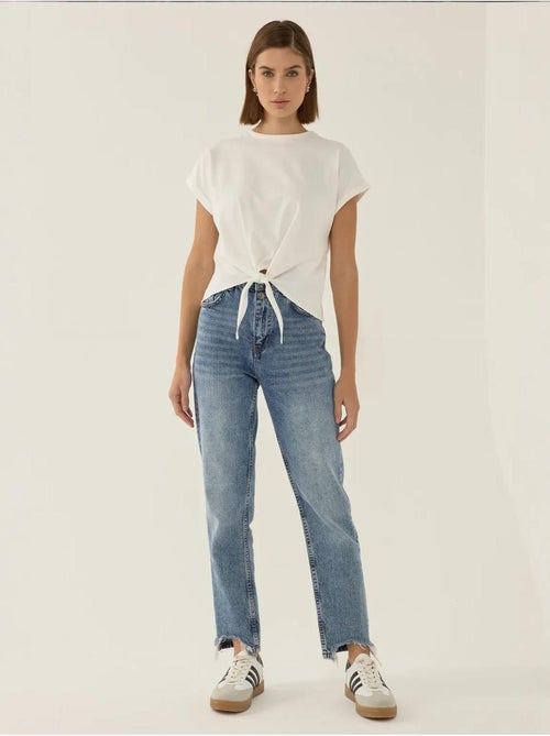 T-shirt basic cropped con girocollo hiccup - Kiabi T-shirt basic cropped con girocollo hiccup - Kiabi