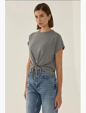 T-shirt basic cropped con girocollo hiccup