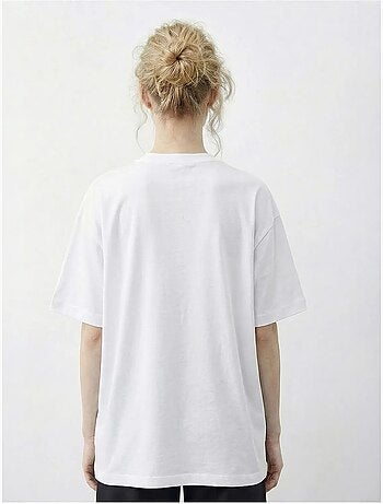 T-shirt basic girocollo con dettaglio accessorio lucci
