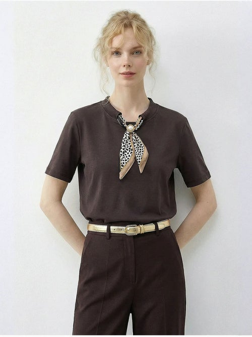T-shirt basic girocollo con dettaglio accessorio lucci - Kiabi T-shirt basic girocollo con dettaglio accessorio lucci - Kiabi