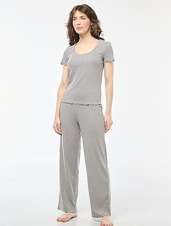T-shirt basic in maglia a costine a maniche corte
