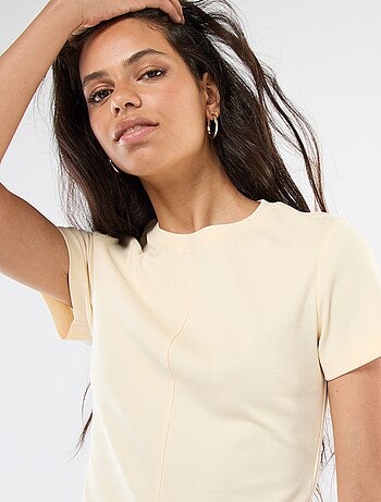 T-shirt basic in maglia a costine sottili