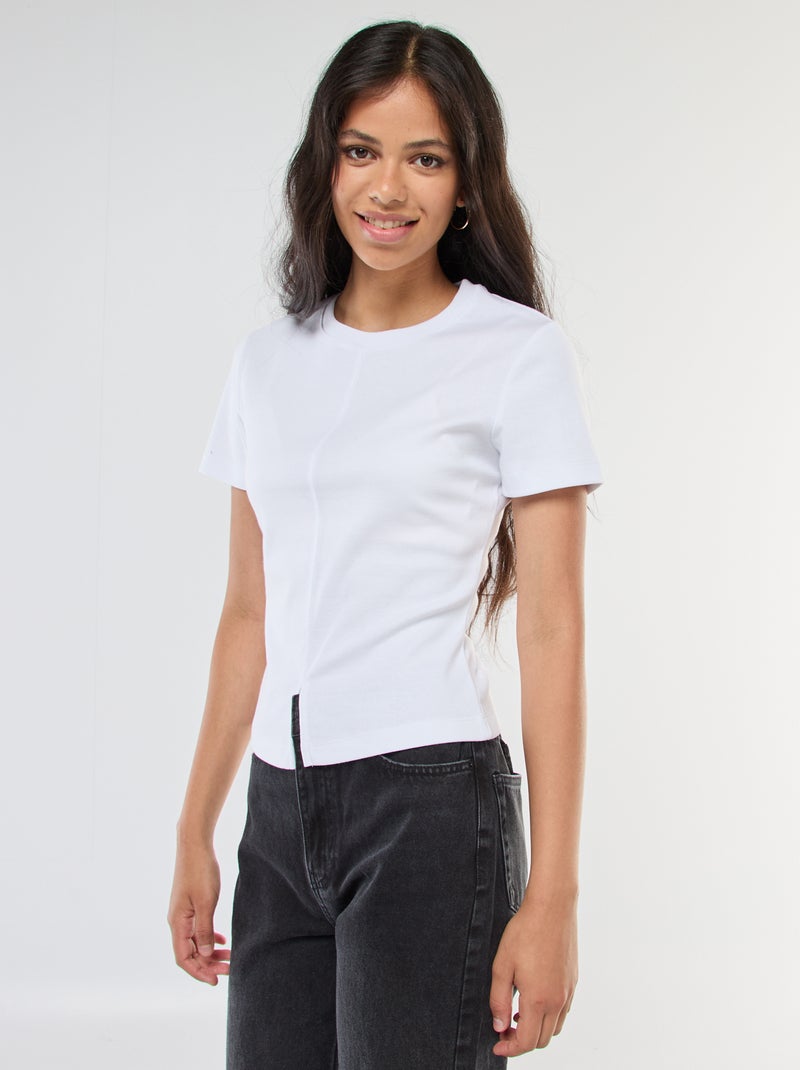 T-shirt basic in maglia a costine sottili Bianco - Kiabi