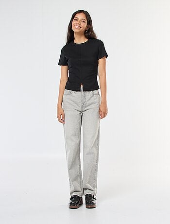 T-shirt basic in maglia a costine sottili