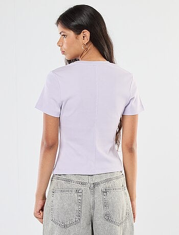 T-shirt basic in maglia a costine sottili