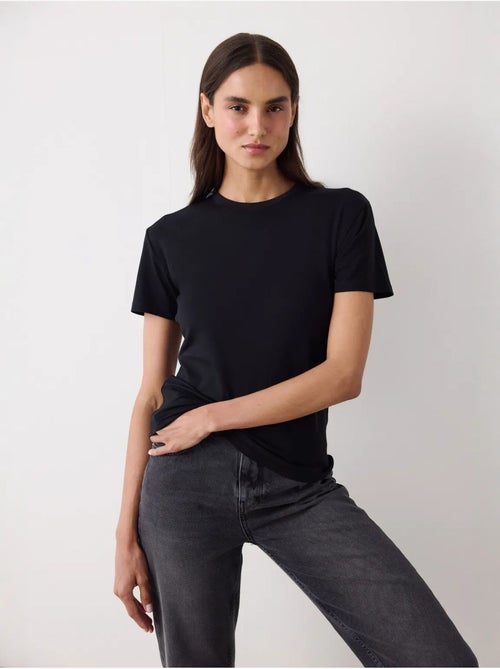 T-shirt basic oversize a maniche corte penti - Kiabi T-shirt basic oversize a maniche corte penti - Kiabi