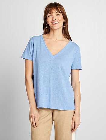 T-shirt basic scollo a V in misto lino