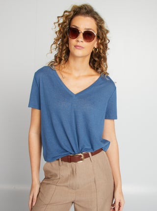 T-shirt basic scollo a V in misto lino