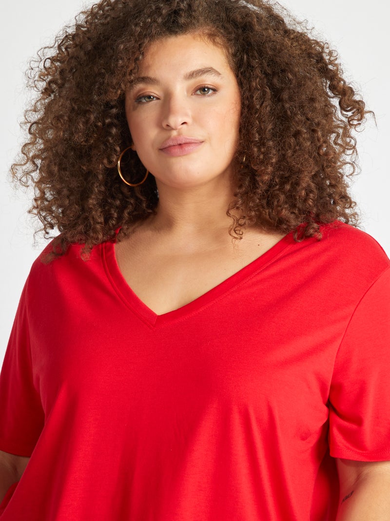T-shirt basic tinta unita scollo a V ROSSO - Kiabi