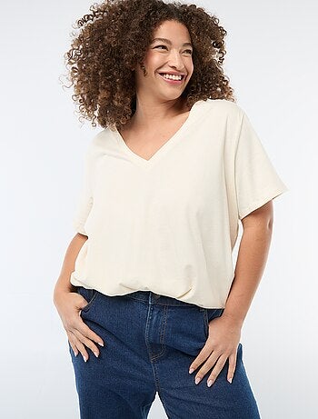 T-shirt basica a maniche corte e scollo a V