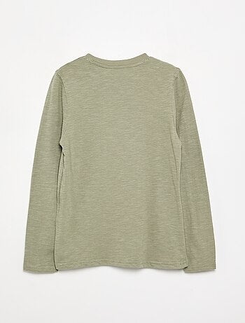 T-shirt basica con collo alla tunisina