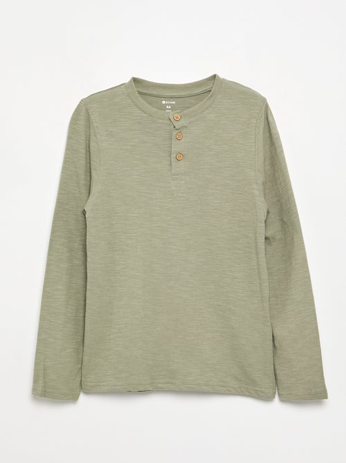 T-shirt basica con collo alla tunisina - Kiabi T-shirt basica con collo alla tunisina - Kiabi