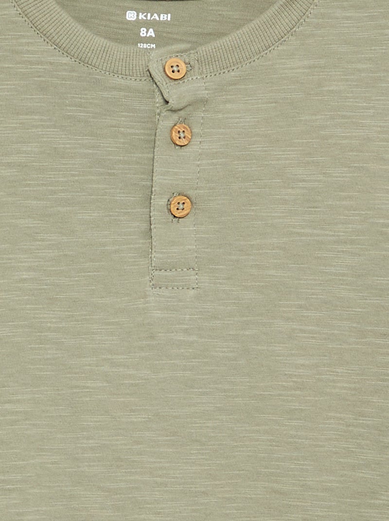 T-shirt basica con collo alla tunisina Verde - Kiabi