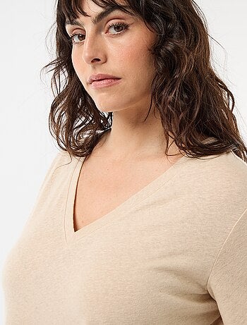 T-shirt basico scollo a V e maniche corte