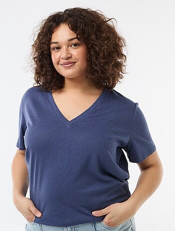 T-shirt basico scollo a V e maniche corte