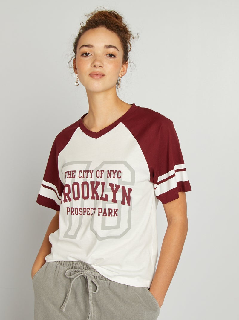 T-shirt college con scollo a V ROSSO - Kiabi