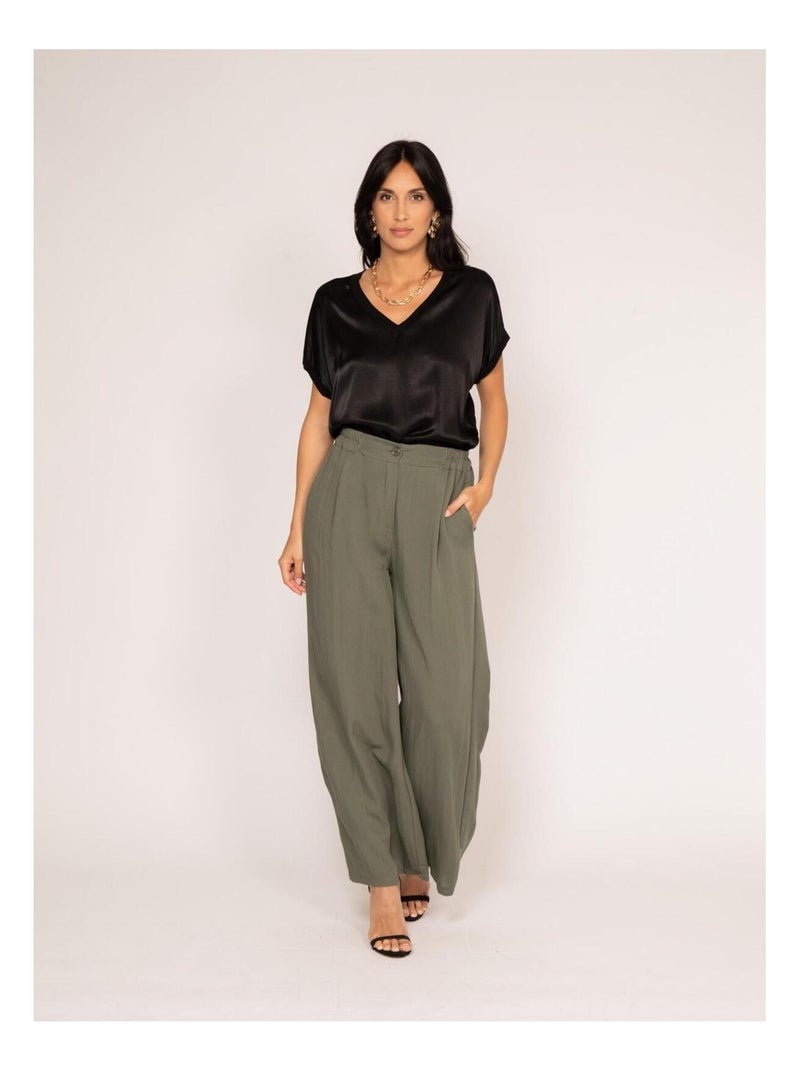 T-shirt collo V satinato FENTA Nero - Kiabi