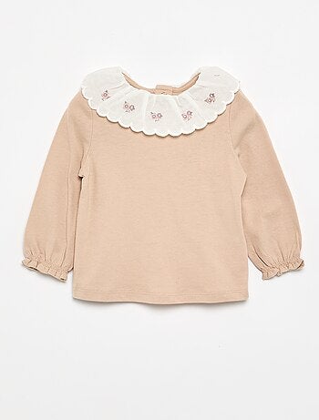 T-shirt con colletto Claudine