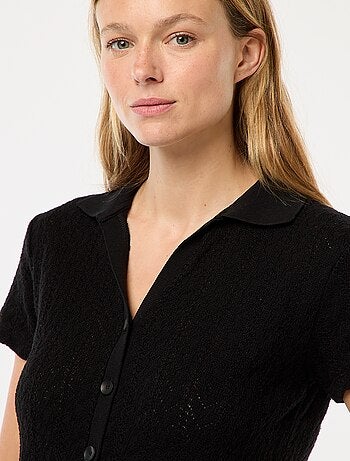 T-shirt con collo a polo lavorata a maglia