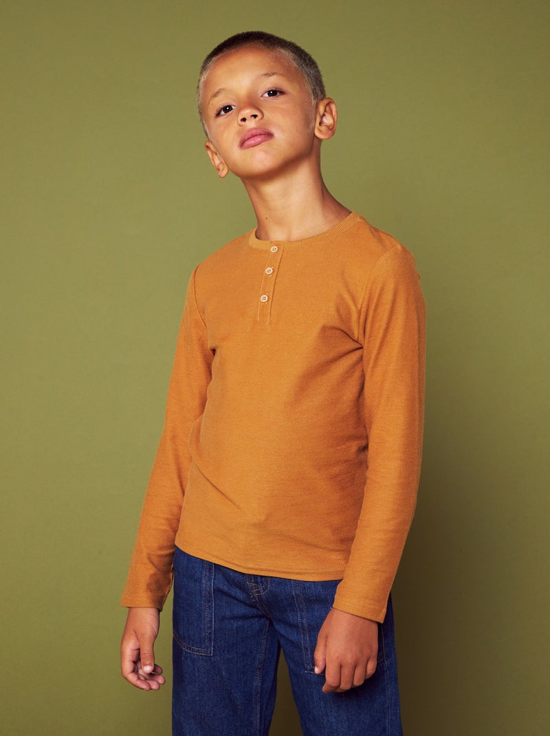 T-shirt con collo alla coreana MARRONE - Kiabi