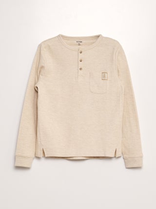 T-shirt con collo serafino